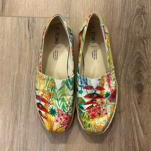 TOMS Alpargata rope floral espadrille slip on size 7